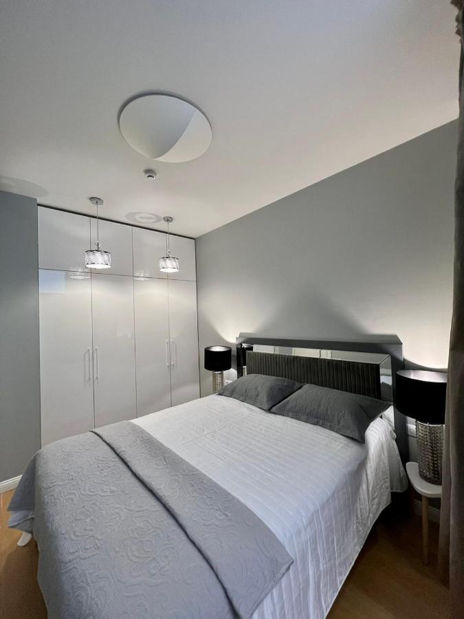 New Apartment,Free Parking In The Center クライペダ エクステリア 写真